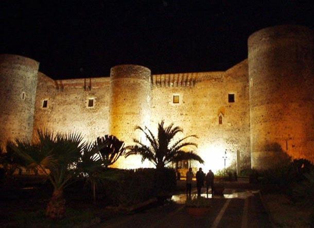 Ursino Castle Terrace Residence كاتانيا المظهر الخارجي الصورة